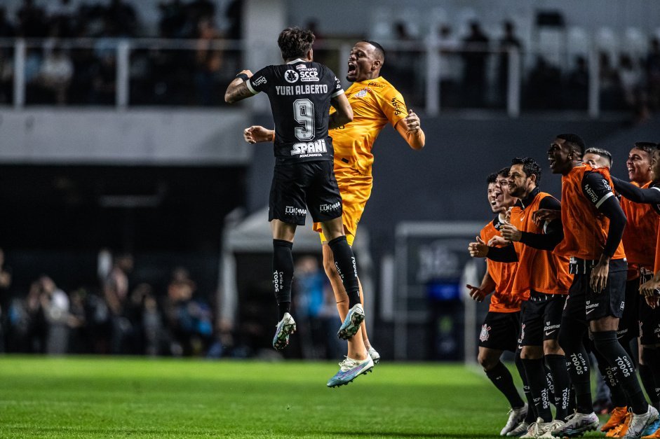 Carlos Miguel e Yuri Alberto se dedicam a esporte bem