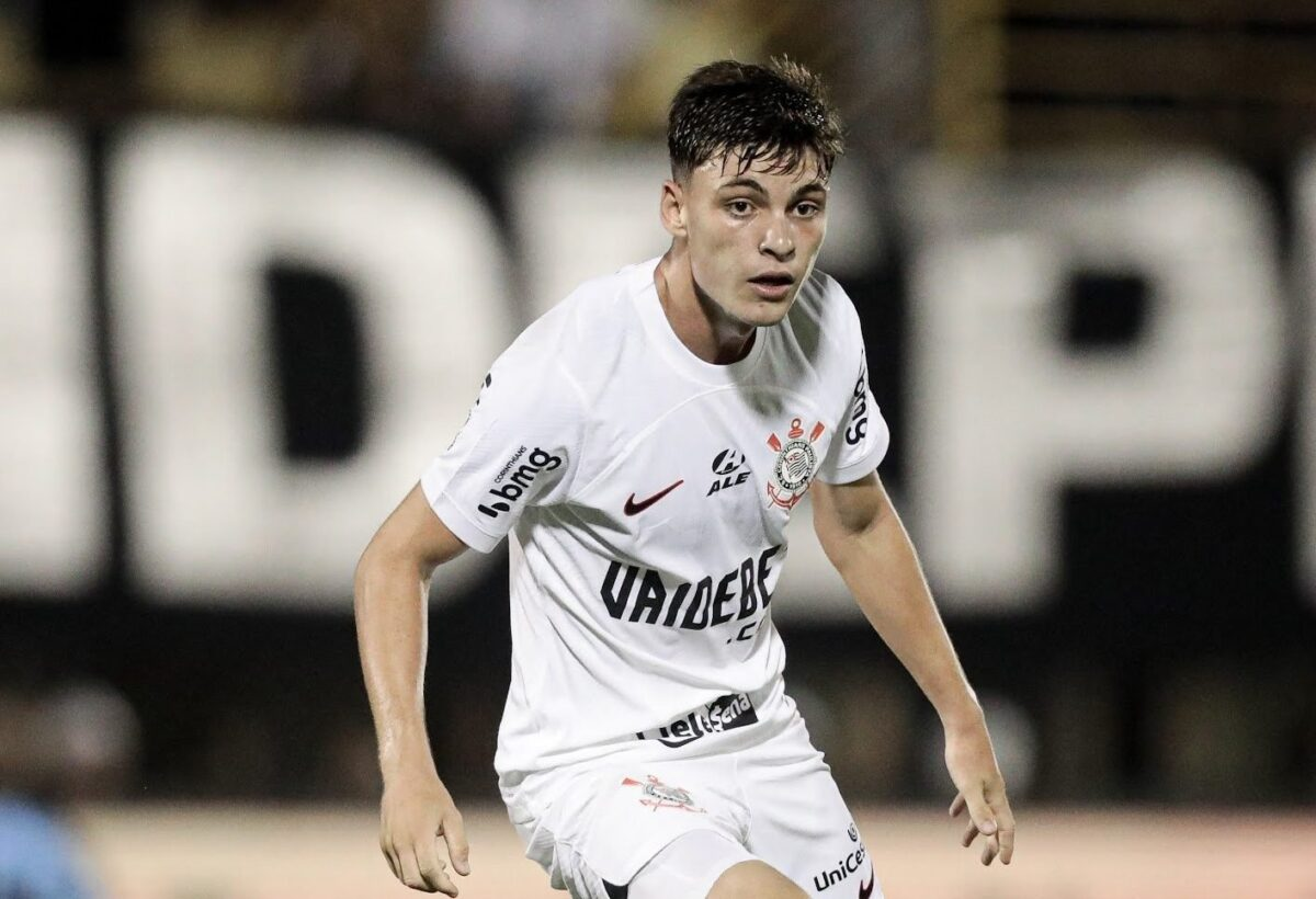 Bidon volta a ter minutagem e pode disputar vaga no time titular do Corinthians